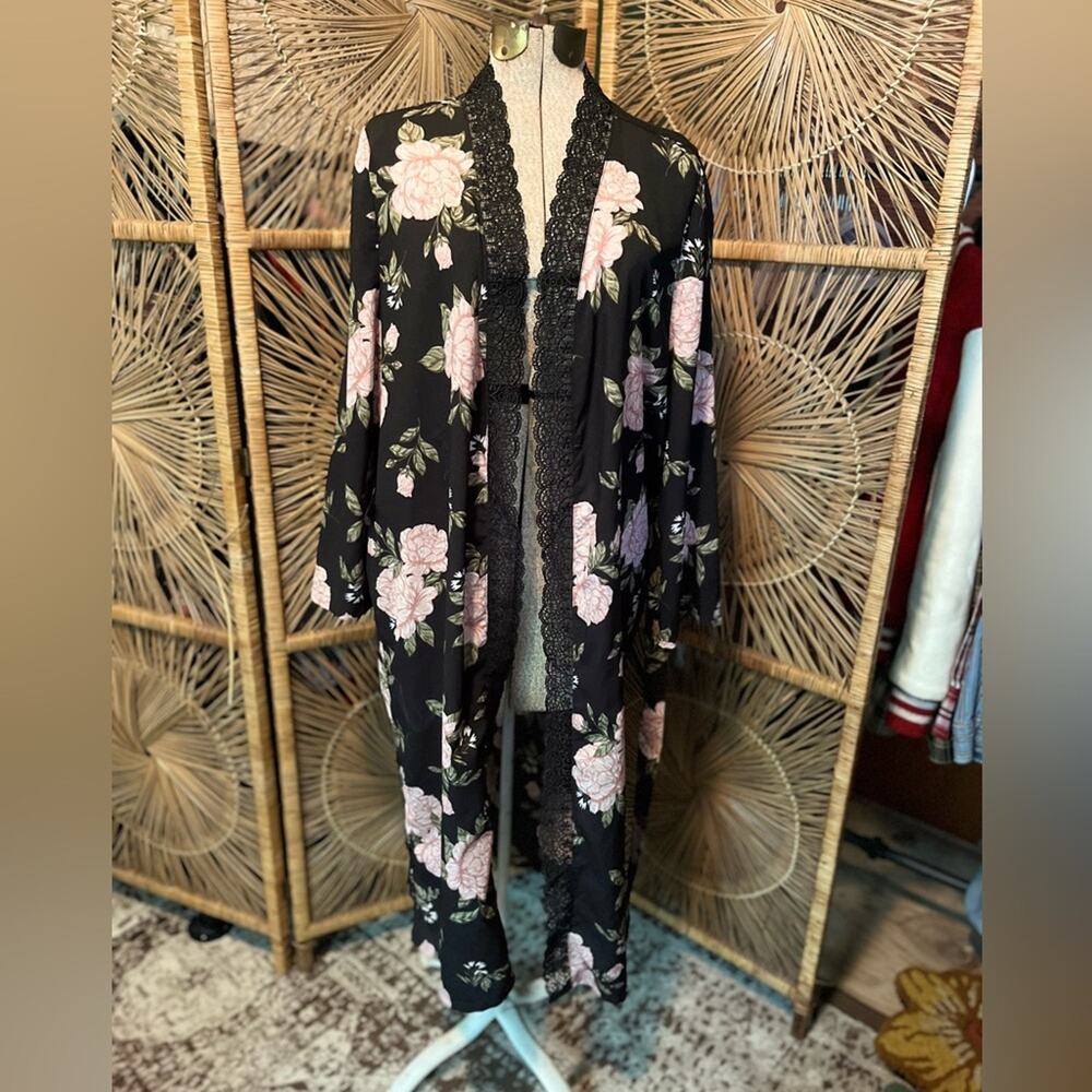 New York & Company Black Floral Kimono Robe (E)